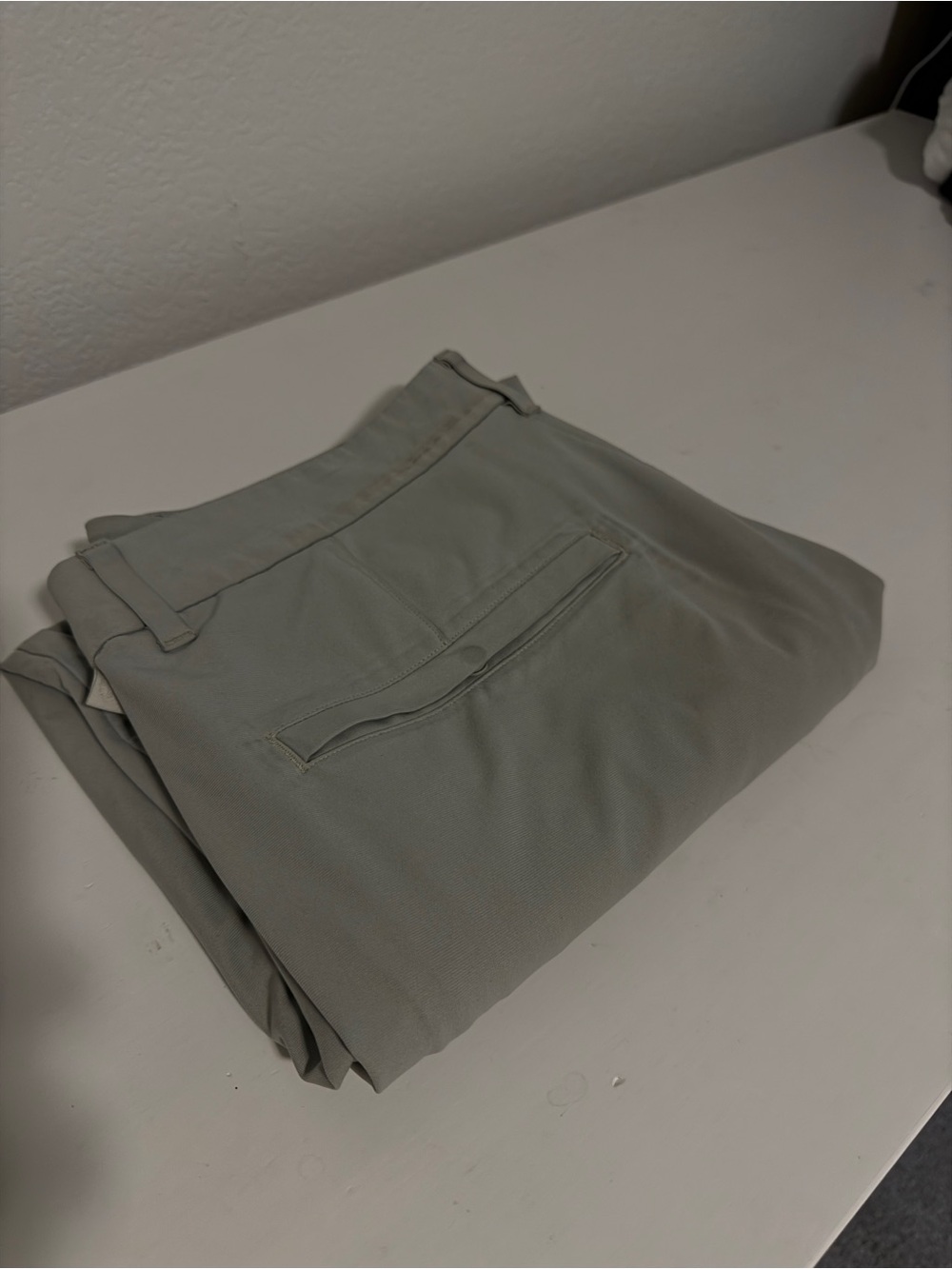 lululemon athletica Men's Light Gray Dress Pants (READ DESC. ON INSEAM ALTER)